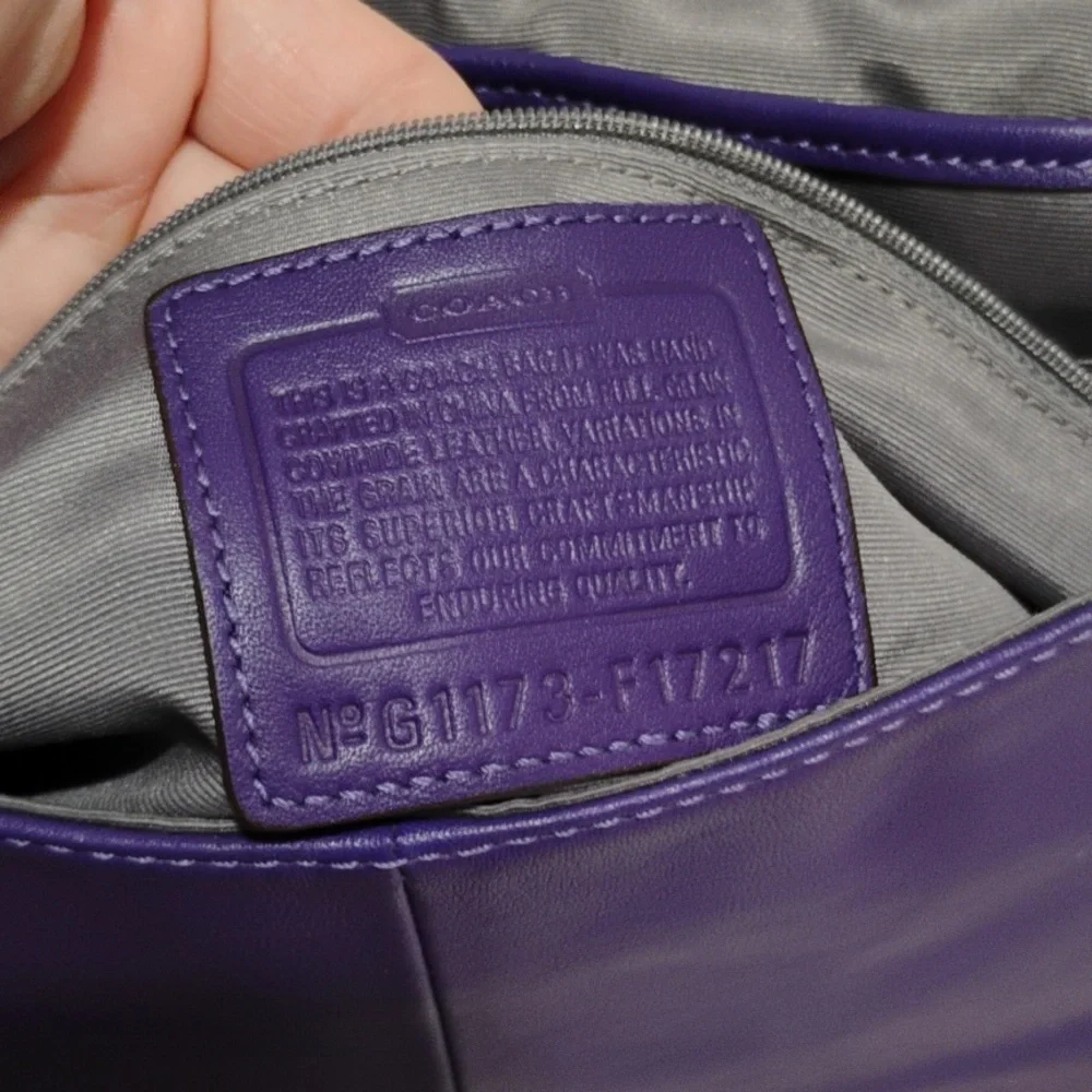Authentic Coach Y2K Purple Soho Pleated Shoulder Bag - Picture 13 of 15